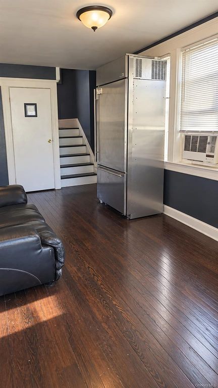 291 Clinton Avenue, Cedarhurst, NY 11516 — photo 2