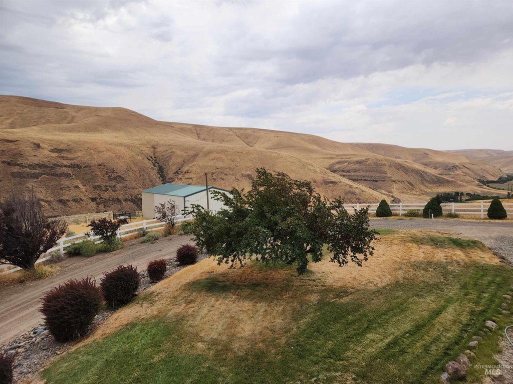 2871 Hwy 12 E, Clarkston, WA 99403 photo 3