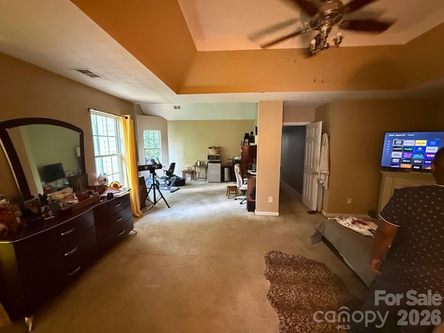 5102 Eagle Creek Drive, Charlotte, NC 28269