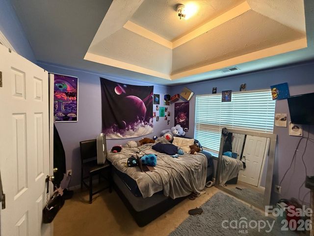 5102 Eagle Creek Drive, Charlotte, NC 28269