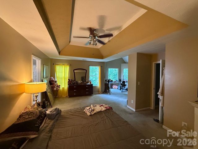 5102 Eagle Creek Drive, Charlotte, NC 28269