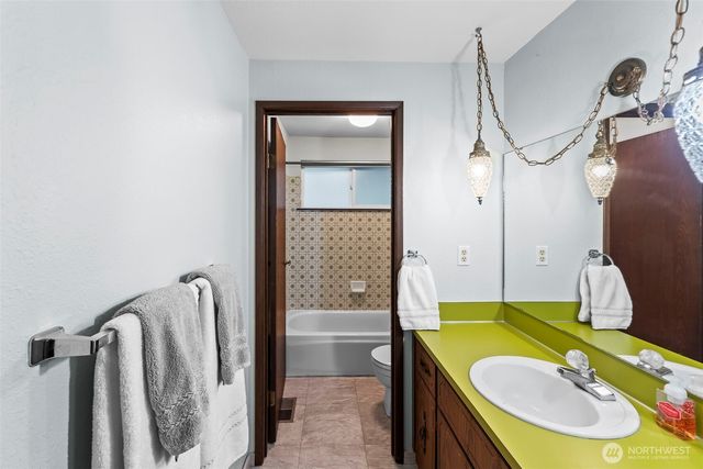 5418 142nd Street NW, Gig Harbor, WA 98332