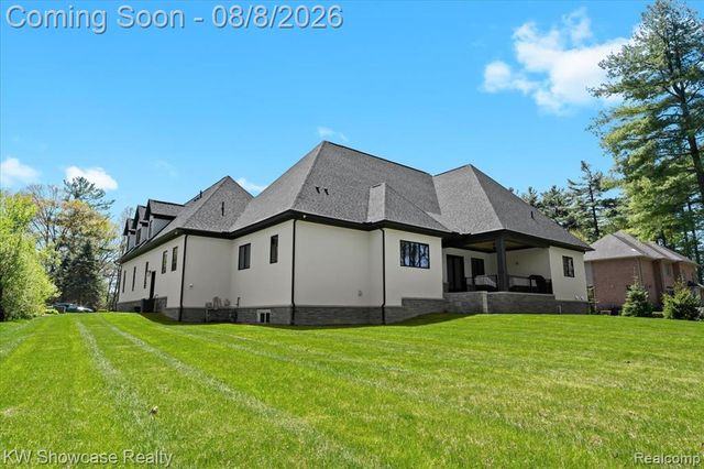 910 Hill Hollow Lane, Milford, MI 48381