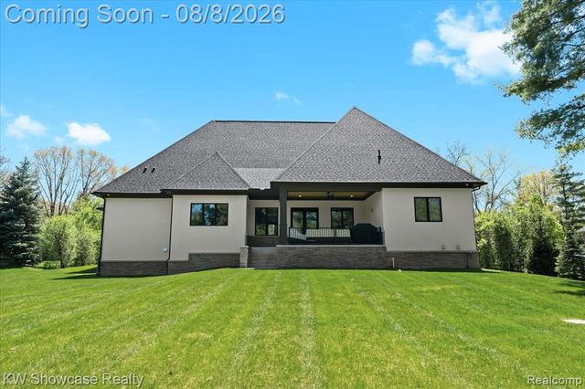 910 Hill Hollow Lane, Milford, MI 48381