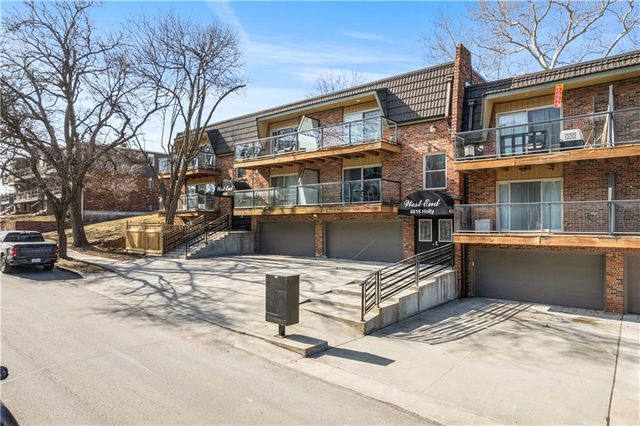 4616 HOLLY Street 3, Kansas City, MO 64112
