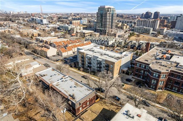 4616 HOLLY Street 3, Kansas City, MO 64112