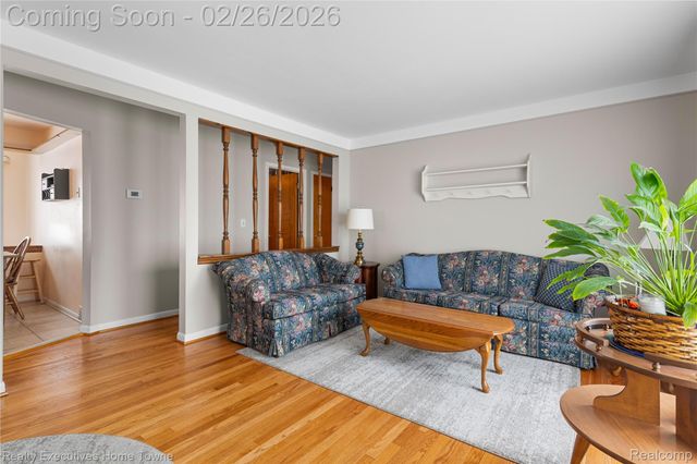 4611 E 13 Mile Road, Warren, MI 48092