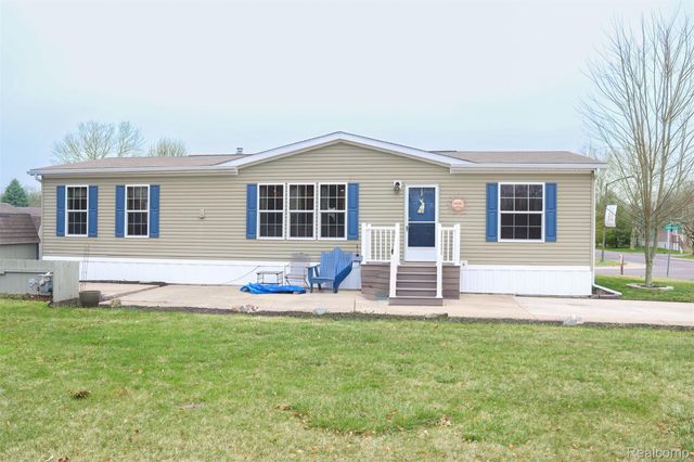 501 Kinloch, Monroe, MI 48182