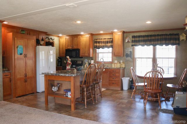 501 Kinloch, Monroe, MI 48182