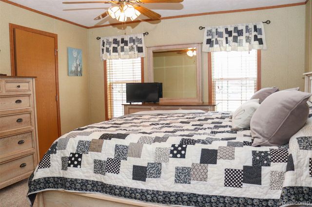 501 Kinloch, Monroe, MI 48182