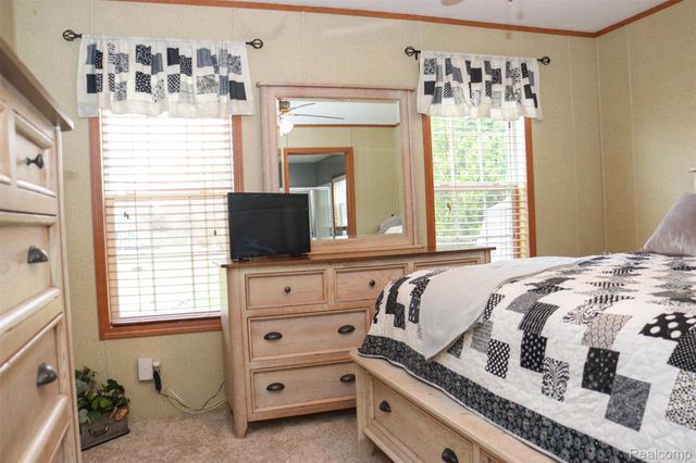 501 Kinloch, Monroe, MI 48182