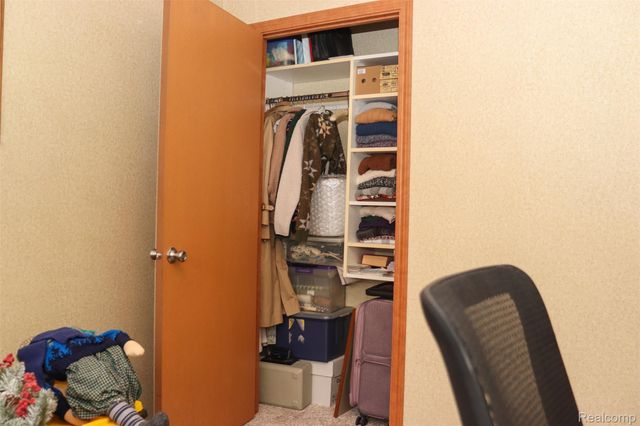 501 Kinloch, Monroe, MI 48182