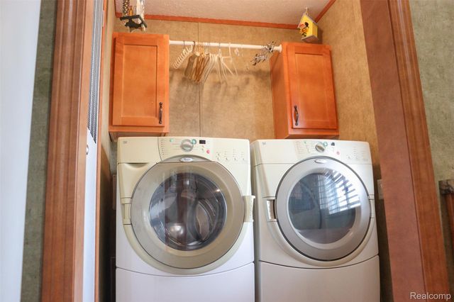 501 Kinloch, Monroe, MI 48182