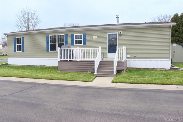 501 Kinloch, Monroe, MI 48182