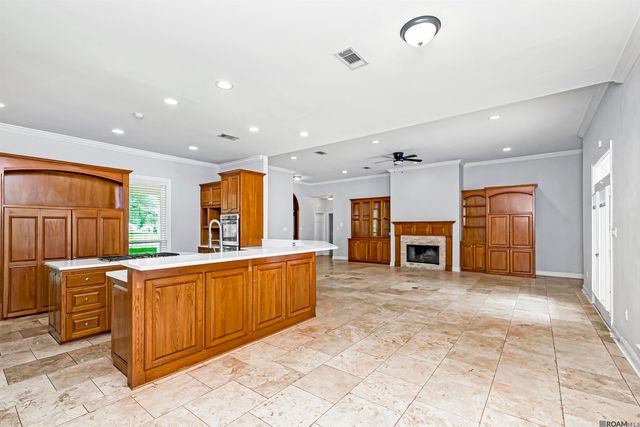 14052 A Poirrier Rd, Gonzales, LA 70737