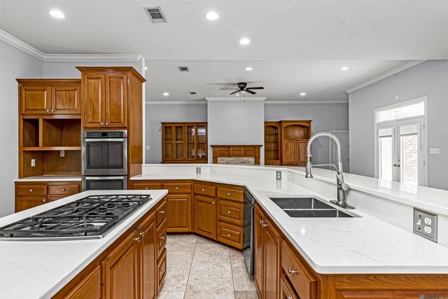 14052 A Poirrier Rd, Gonzales, LA 70737