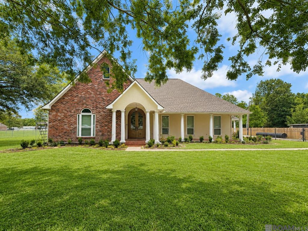 14052 A Poirrier Rd, Gonzales, LA 70737