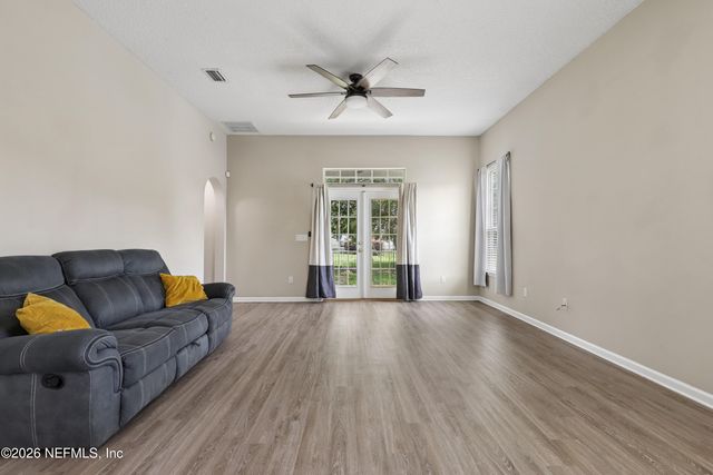 11242 PANTHER CREEK Parkway, Jacksonville, FL 32221