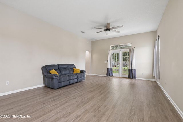11242 PANTHER CREEK Parkway, Jacksonville, FL 32221