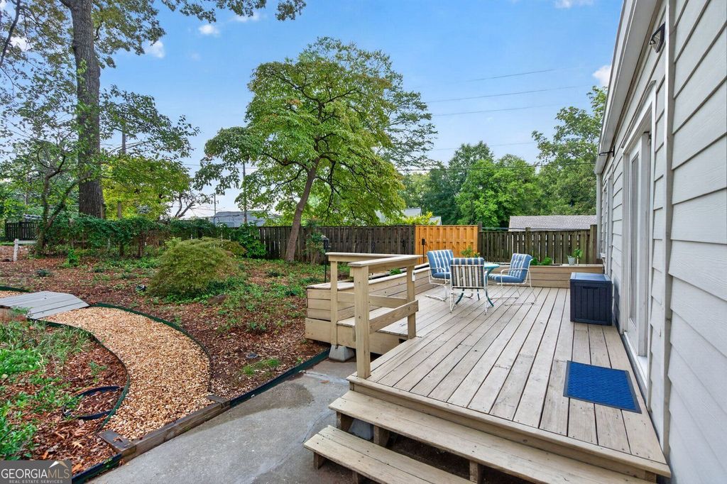 3277 N Whitney Avenue, Hapeville, GA 30354 — photo 2