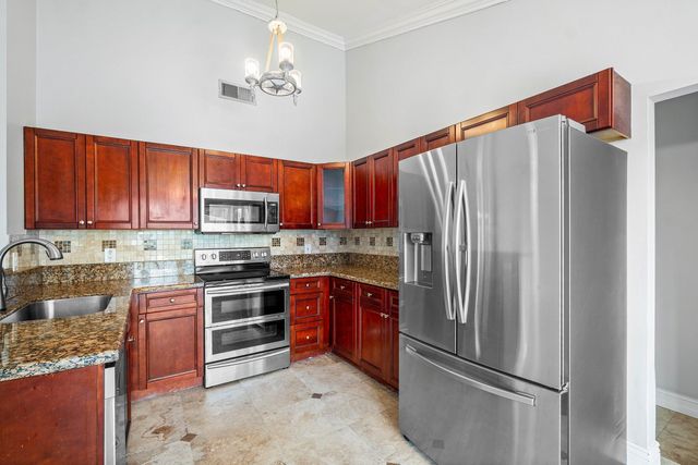 8411 Garden Gate Place, Boca Raton, FL 33433