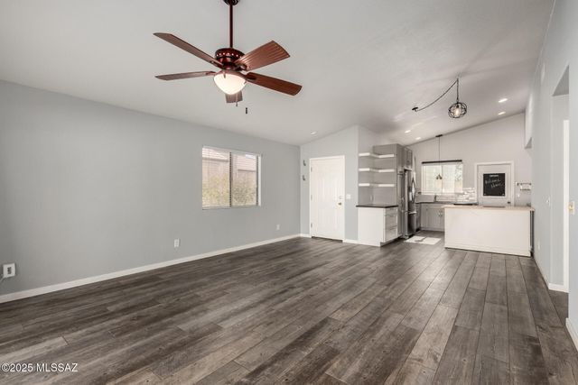 2540 W Cezanne Circle, Tucson, AZ 85741