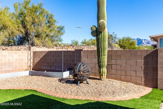 2540 W Cezanne Circle, Tucson, AZ 85741
