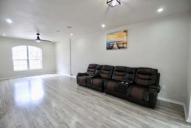 23239 Skila, Elmendorf, TX 78112