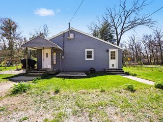 8168 Holton Road, Holton Twp, MI 49425