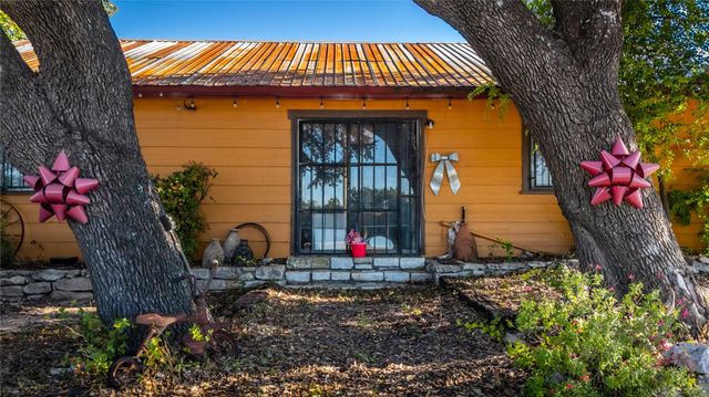 22200 State Hwy 71 W, Spicewood, TX 78669