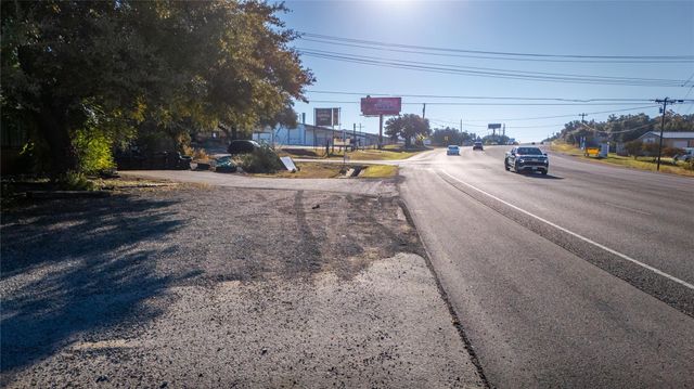 22200 State Hwy 71 W, Spicewood, TX 78669