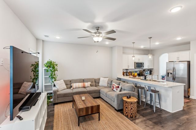 2505 Napa Valley Way, Columbia, TN 38401