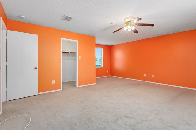 1215 Sullivan Drive, Cedar Hill, TX 75104