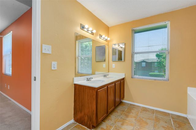 1215 Sullivan Drive, Cedar Hill, TX 75104