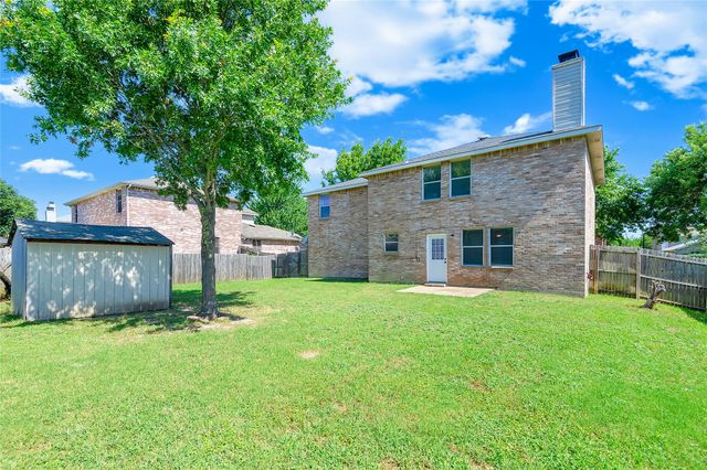 1215 Sullivan Drive, Cedar Hill, TX 75104
