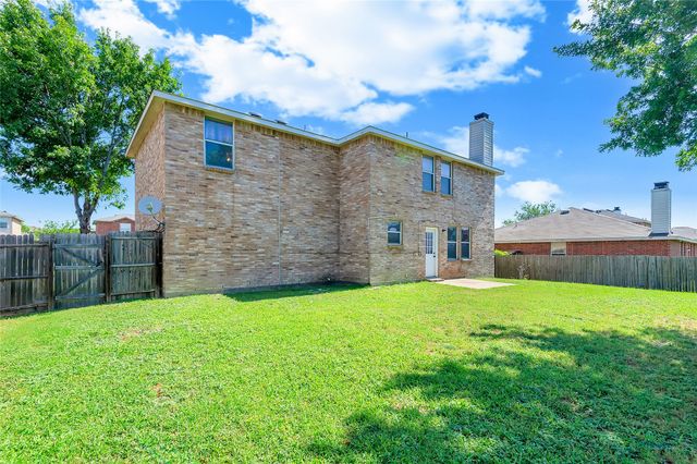 1215 Sullivan Drive, Cedar Hill, TX 75104