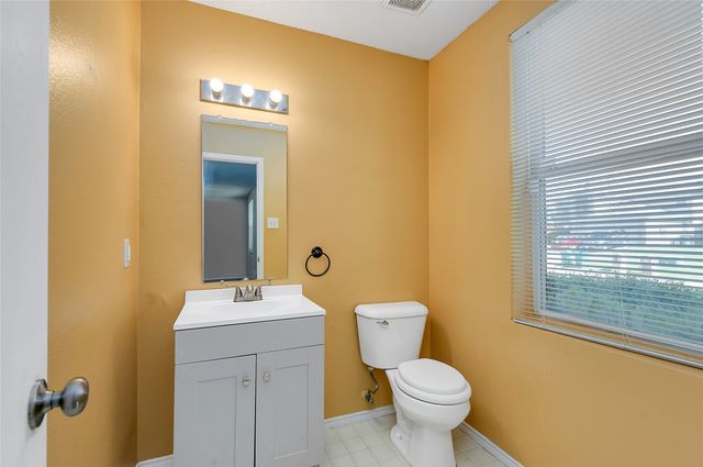 1215 Sullivan Drive, Cedar Hill, TX 75104