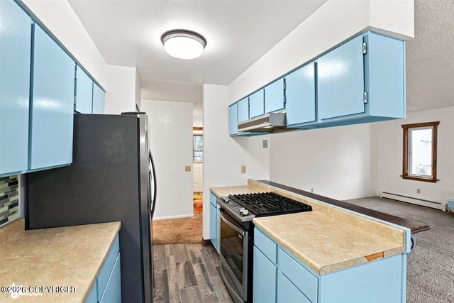 6930 Peck Avenue, Anchorage, AK 99504