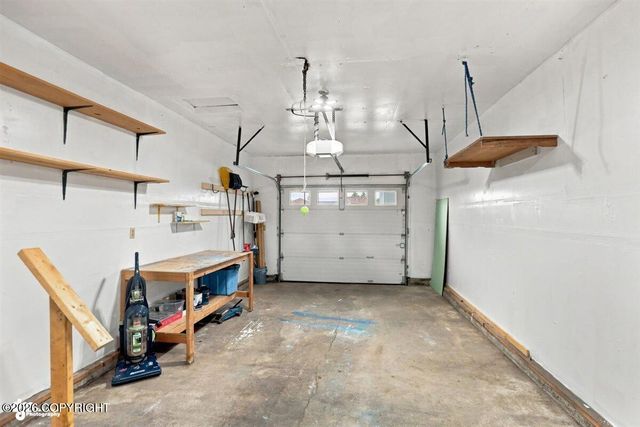 6930 Peck Avenue, Anchorage, AK 99504