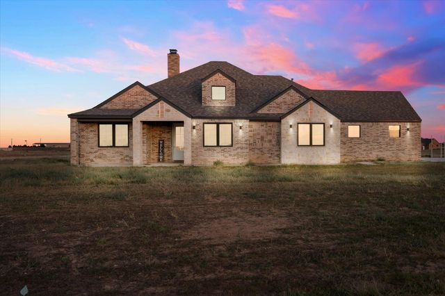 305 Maple Avenue, New Home, TX 79381