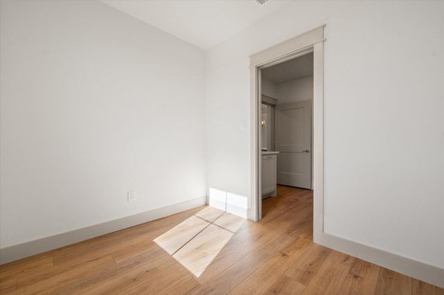 305 Maple Avenue, New Home, TX 79381