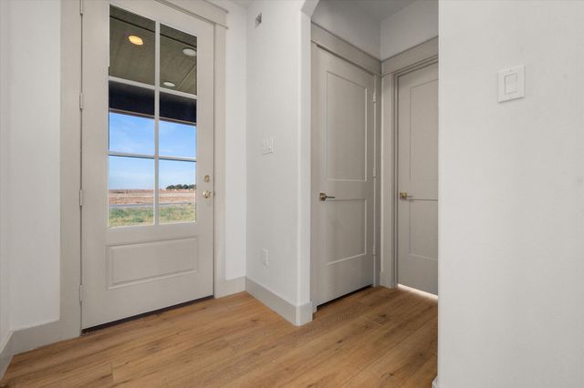 305 Maple Avenue, New Home, TX 79381