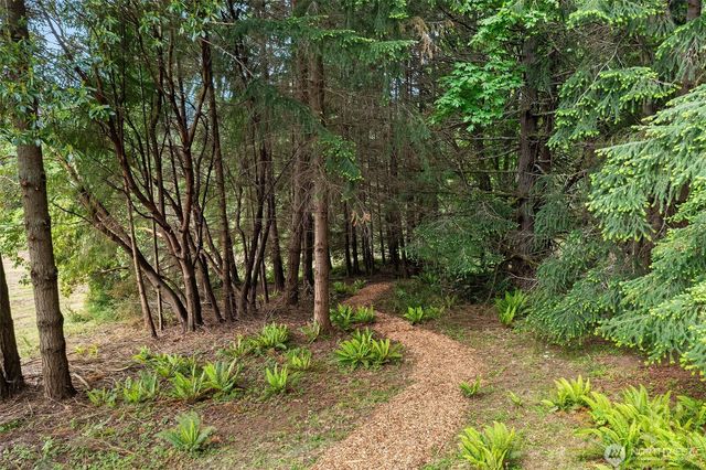 9416 SW 266th Lane, Vashon, WA 98070