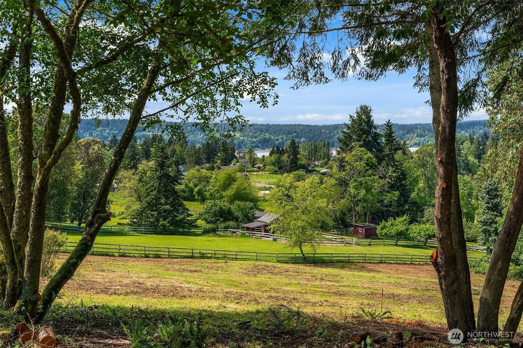 9416 SW 266th Lane, Vashon, WA 98070
