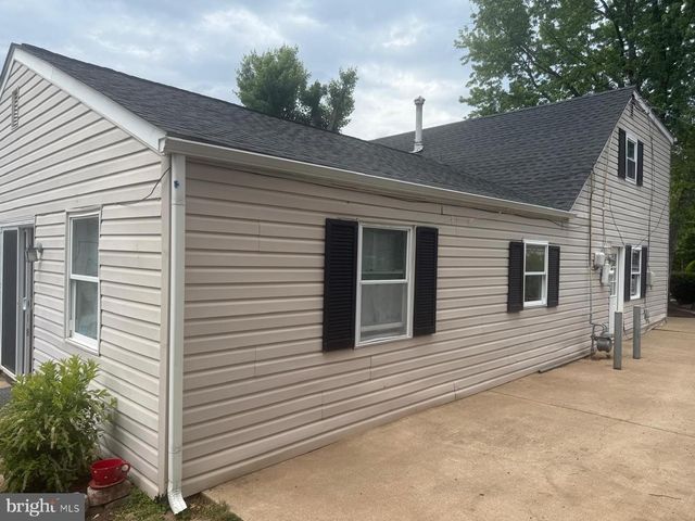 179 SCOTT DR, Manassas Park, VA 20111