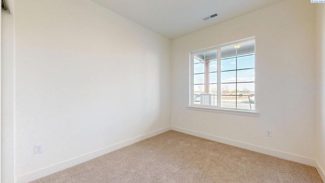 4545 Grove Court, West Richland, WA 99353