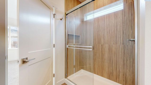 4545 Grove Court, West Richland, WA 99353