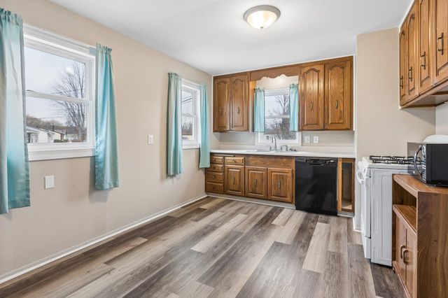 1302 N 22ND Street, Council Bluffs, IA 51501