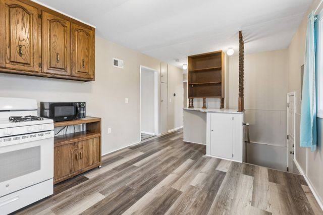 1302 N 22ND Street, Council Bluffs, IA 51501