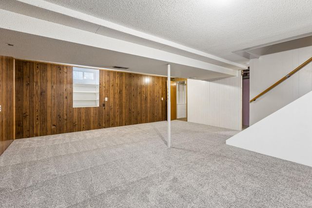 1302 N 22ND Street, Council Bluffs, IA 51501